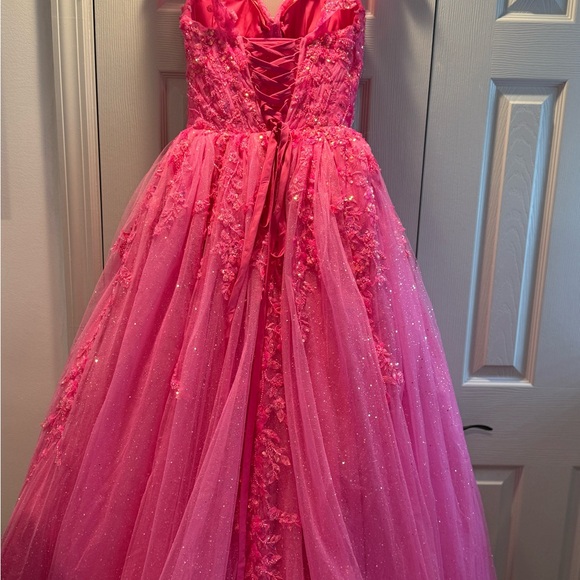 Elegant Pink Prom Dress - Picture 7 of 10